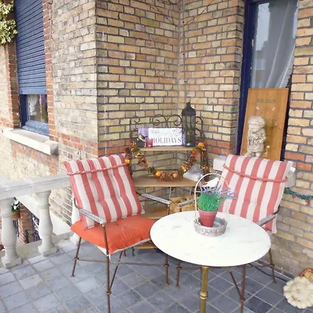 Bed & Breakfast De Vijf Zuilen 3*